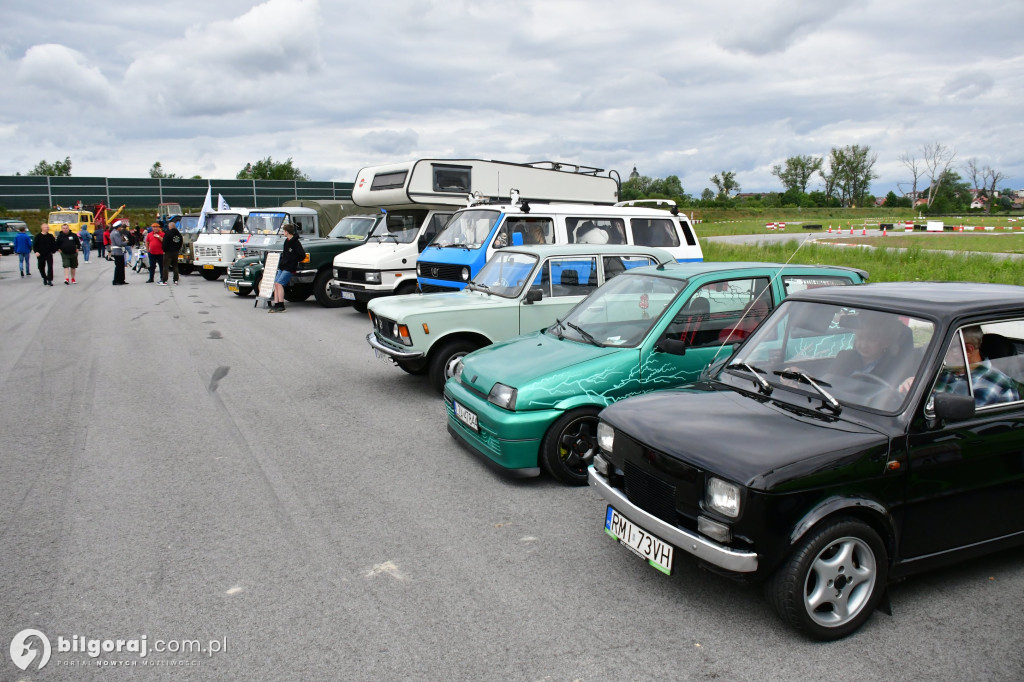 Zlot zabytkowych aut w Biłgoraju na Autodromie