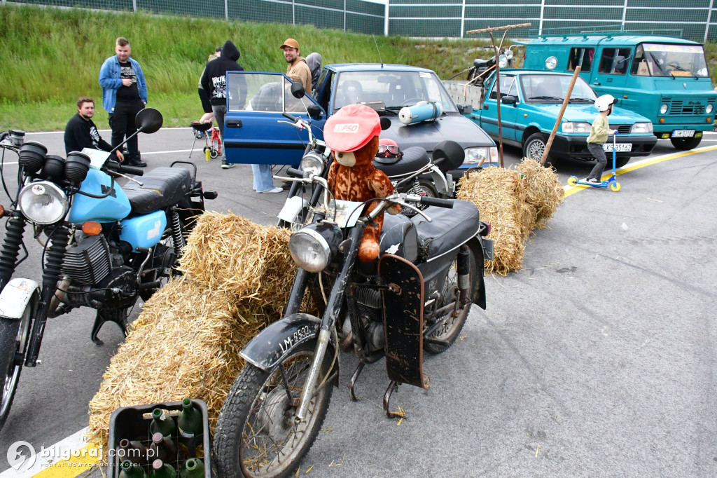 Zlot zabytkowych aut w Biłgoraju na Autodromie