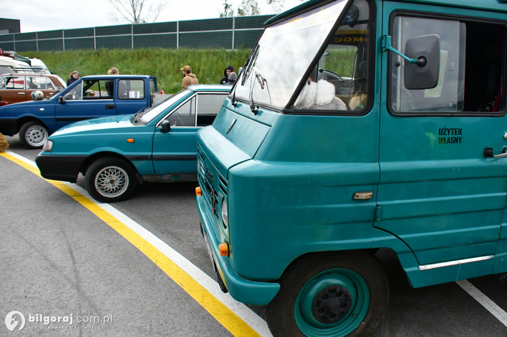 Zlot zabytkowych aut w Biłgoraju na Autodromie