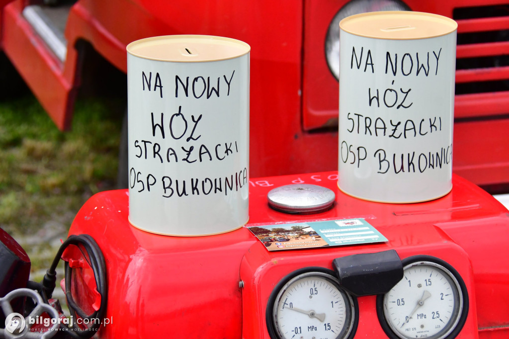 Zlot zabytkowych aut w Biłgoraju na Autodromie