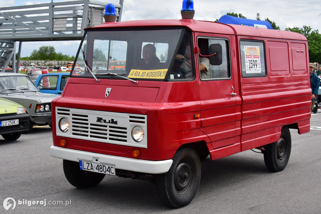 Zlot zabytkowych aut w Biłgoraju na Autodromie