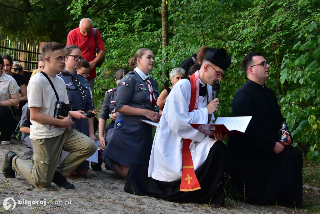 Osuchy. Partyzancka Droga Krzyżowa