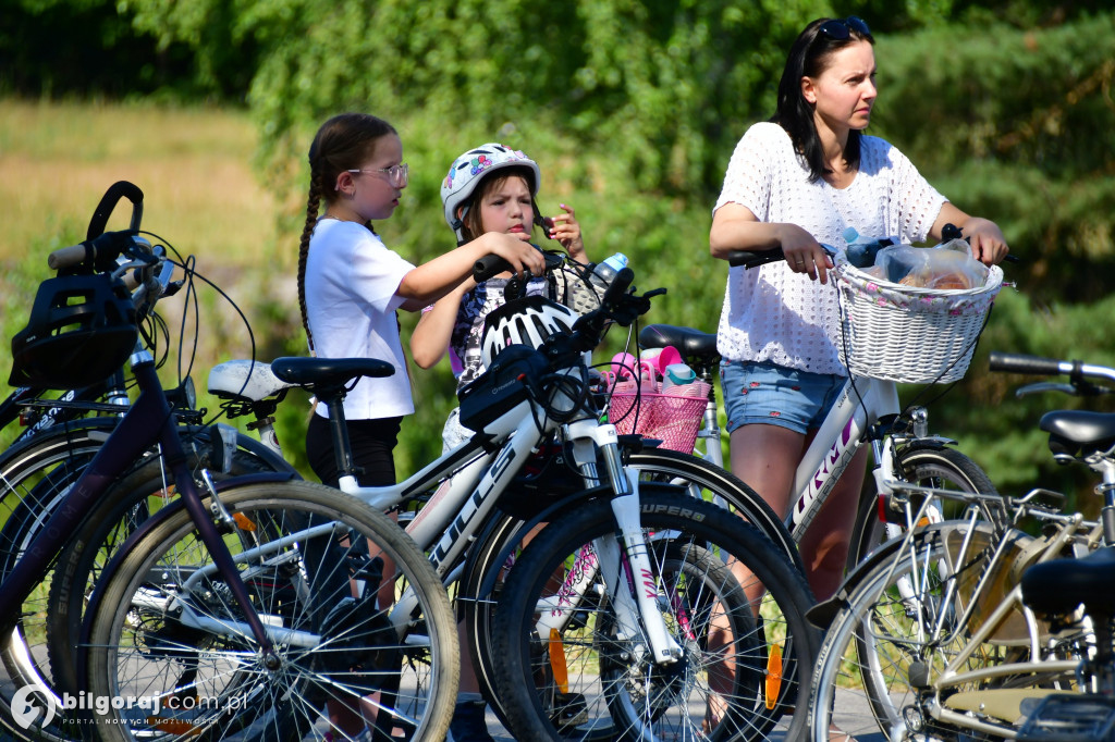 Rajd rowerowy puszczańskim szlakiem w Brodziakach