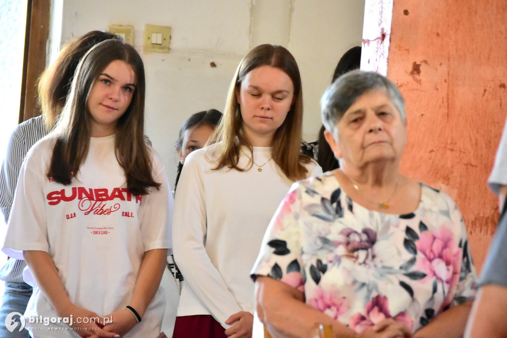Młodzież z KSM z Dąbrowicy wyjechała w góry