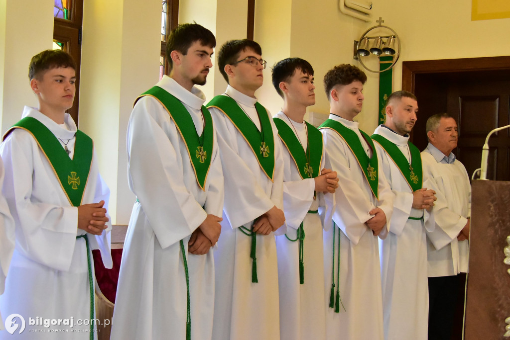 Młodzież z KSM z Dąbrowicy wyjechała w góry