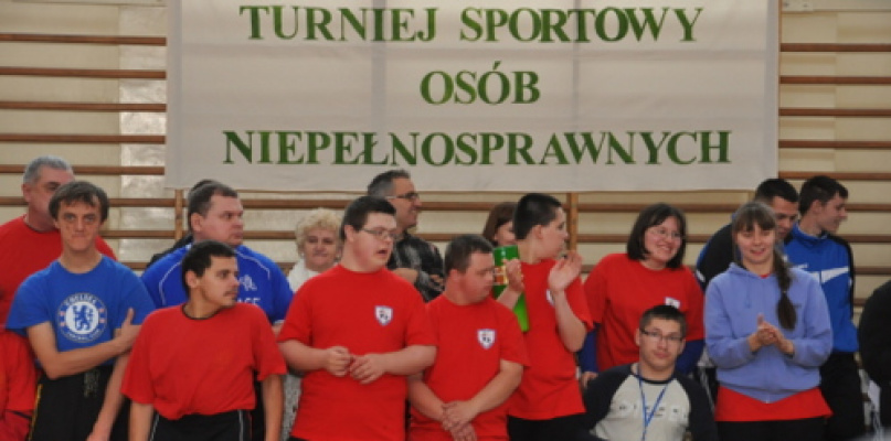 XII Mikołajkowy Turniej Sportowy Osób Niepełnosprawnych (FOTO)