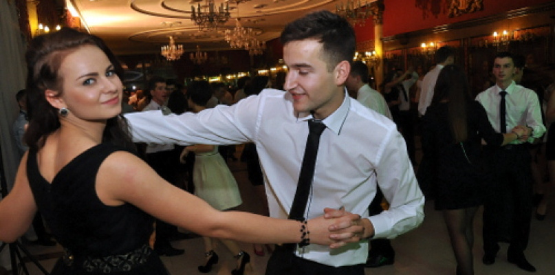 Zobacz relację ze studniówki w RCEZ (FOTO, VIDEO)