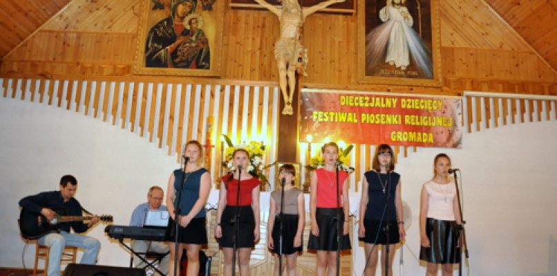 VI Diecezjalny Dziecięcy Festiwal Piosenki Religijnej (FOTO, WYNIKI)