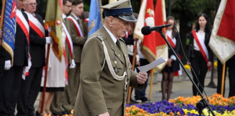 Obchody 71. rocznicy zakończenia II wojny światowej (FOTO)