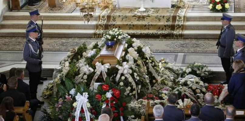 Ostatnie pożegnanie sierżanta sztabowego Tomasza Iwańca (FOTO)