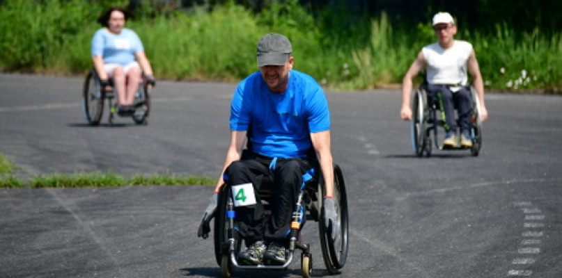 Beata Strzałka na integracyjnym pinkiku  osób niepełnosprawnych "Razem możemy więc