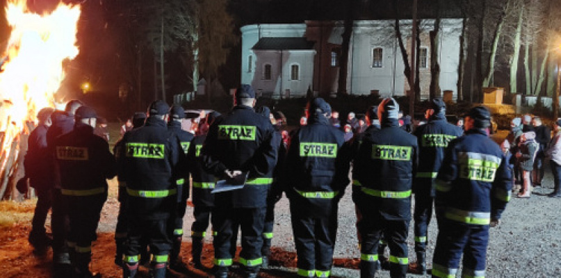 Ognie ku czci polskiej niepodległości, zapłonęły w Goraju (FOTO)