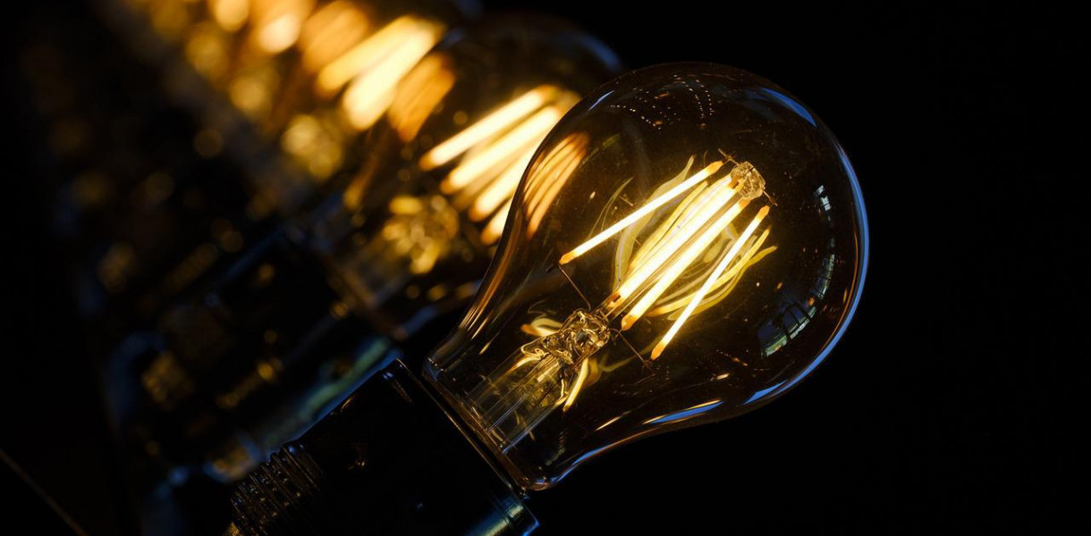 Jak działa żarówka z czujnikiem ruchu?