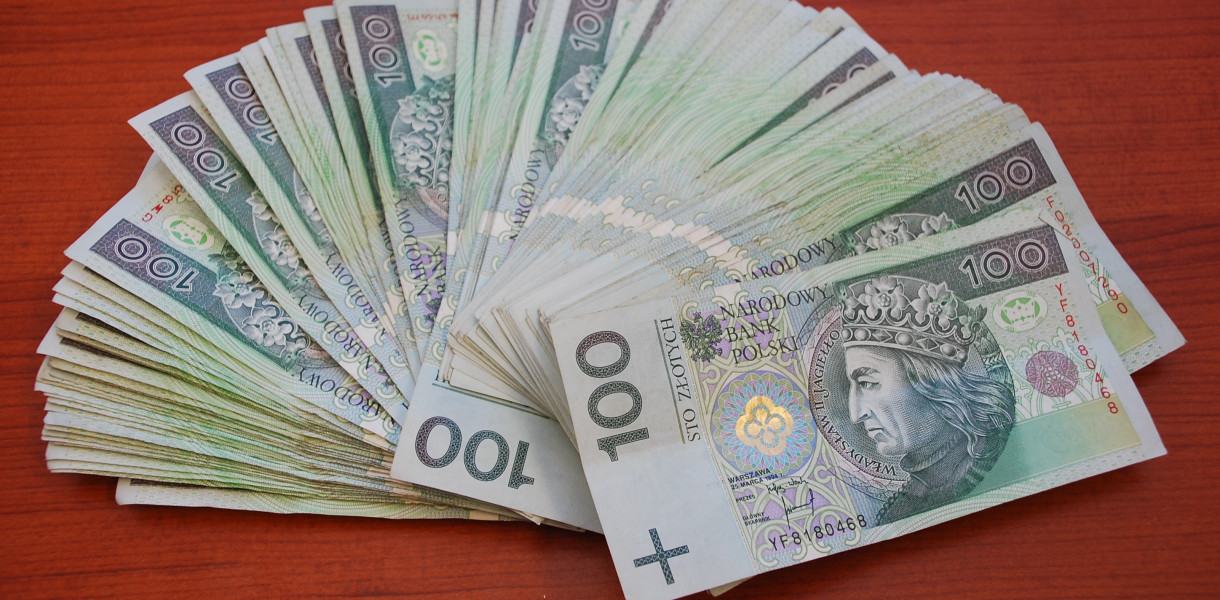 Chciał zarobić na inwestycjach, stracił ponad 50 tys. zł