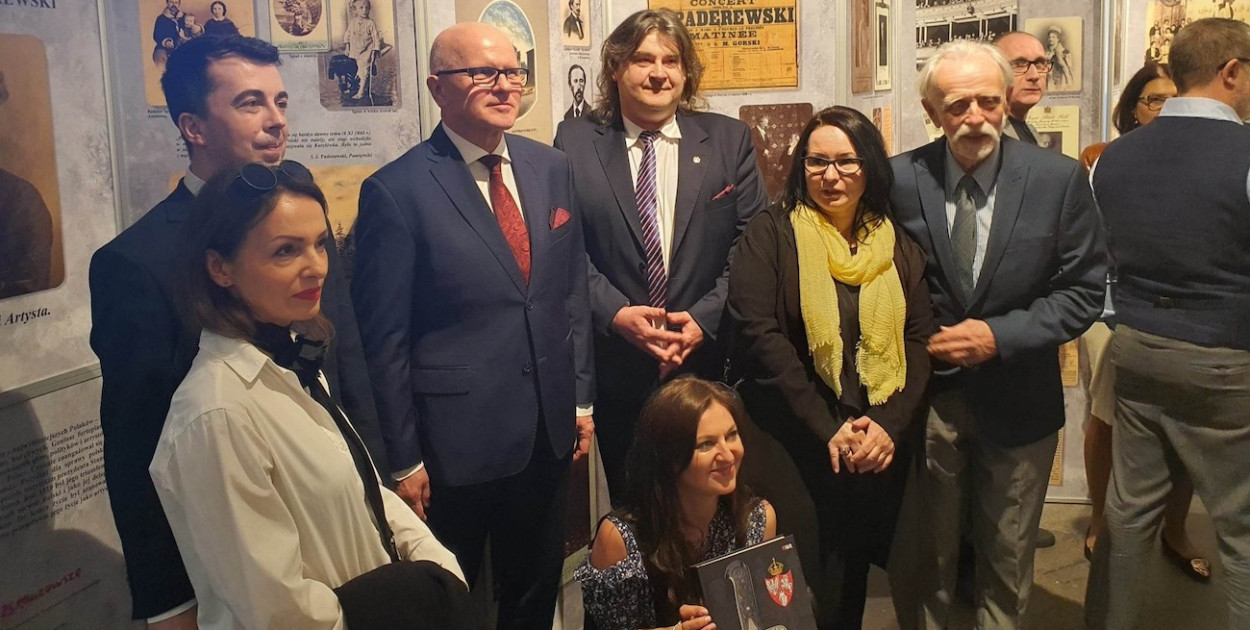 Premiera najnowszej książki Szable Powstańców Styczniowych 1863-1864 Janusza Jarosławskiego,  foto: FB Andrzej Szarlip