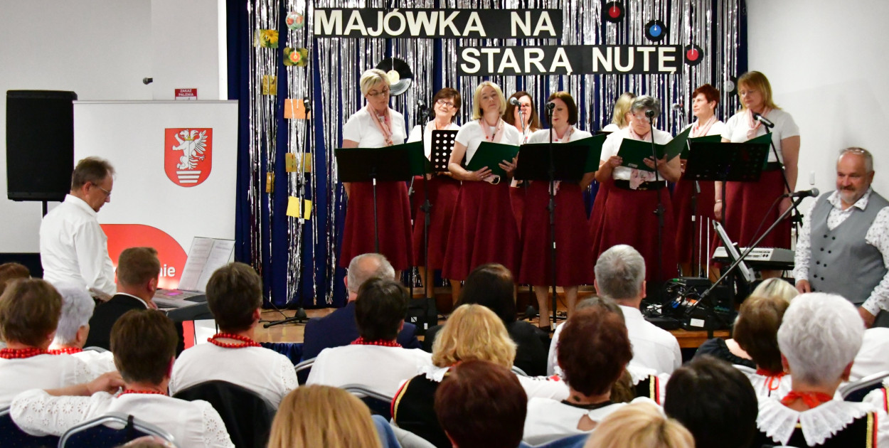 Majówka na starą nutę w Rogalach