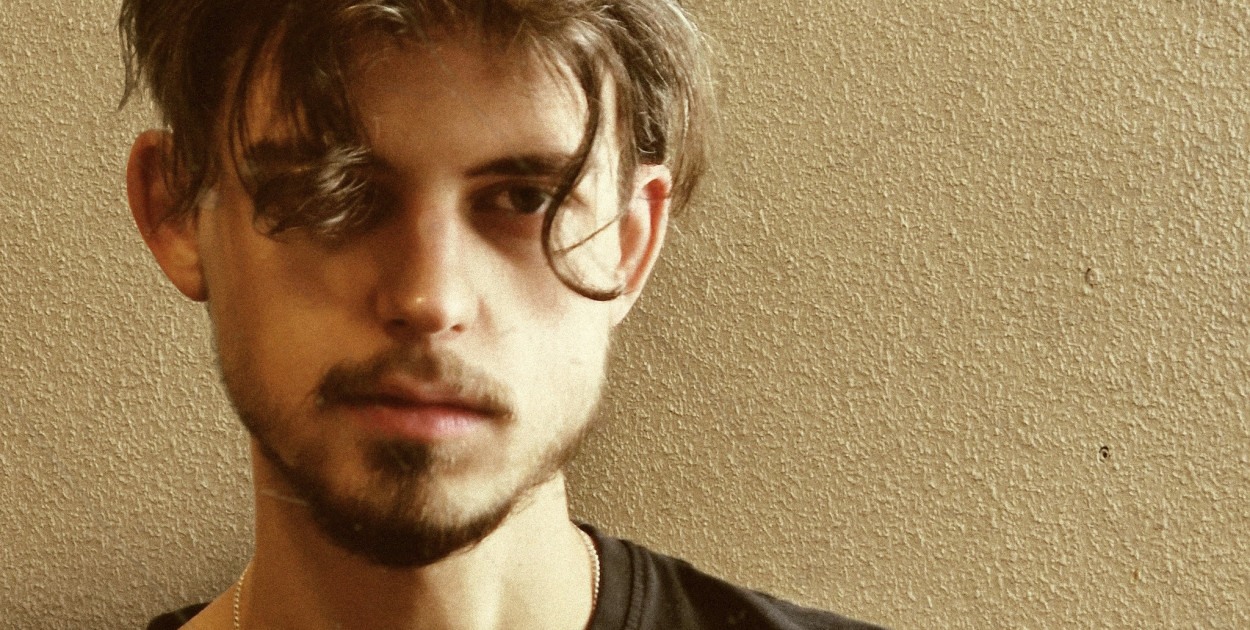 Znacie tego muzyka. Pochodzi z Biłgoraja... (VIDEO)