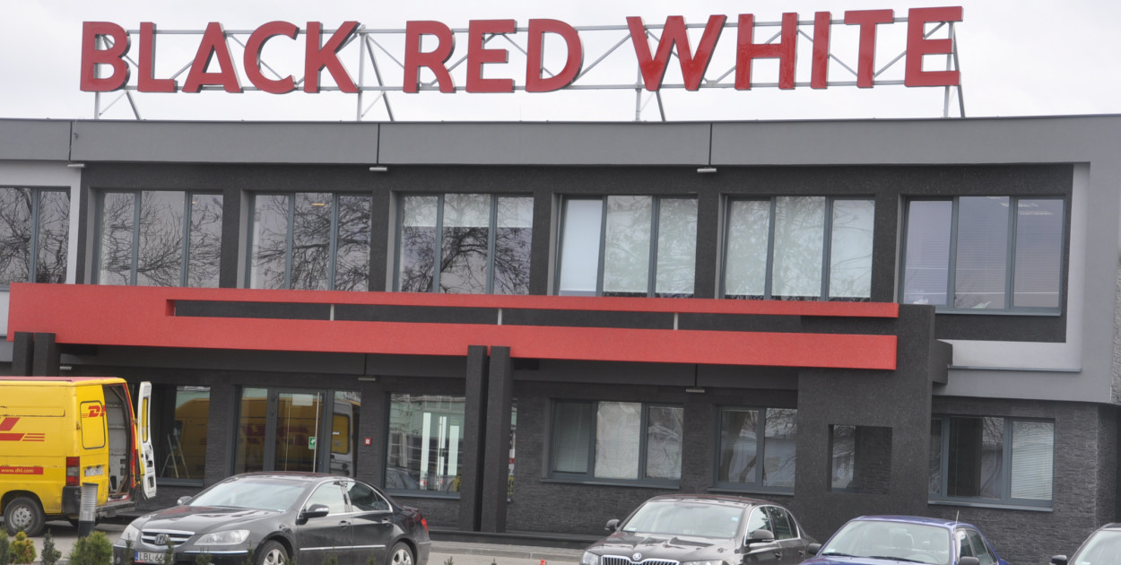 Koniec ery Chmiela. Założyciel BRW sprzedał udziały