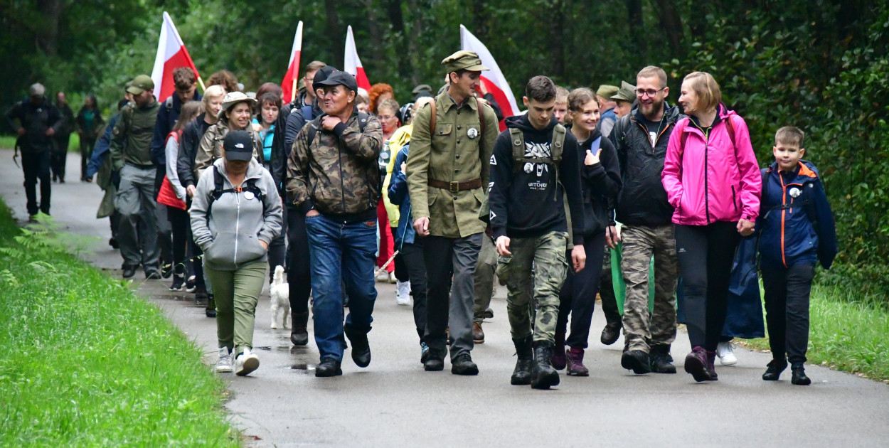 Rodziny na partyzanckich szlakach swych ojców