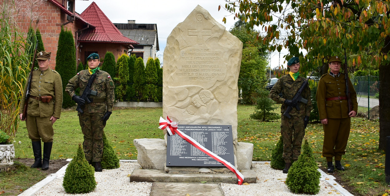 Ku czci pomordowanych. Uroczystości w gminie Obsza (FOTO)