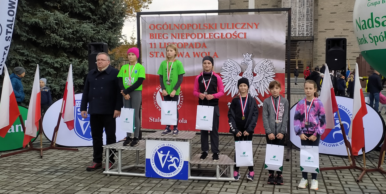 Biłgorajanie pobiegli dla Niepodległej w Stalowej Woli