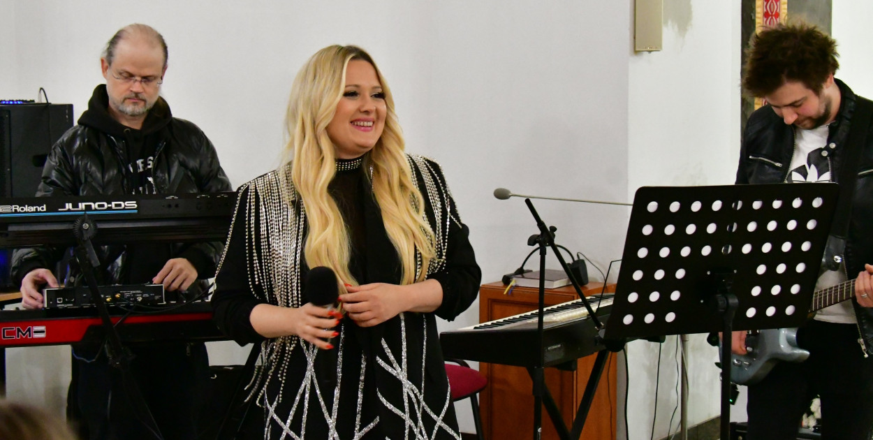 W Łukowej wystąpiła gwiazda. Było patriotycznie i nastrojowo (FOTO, VIDEO)