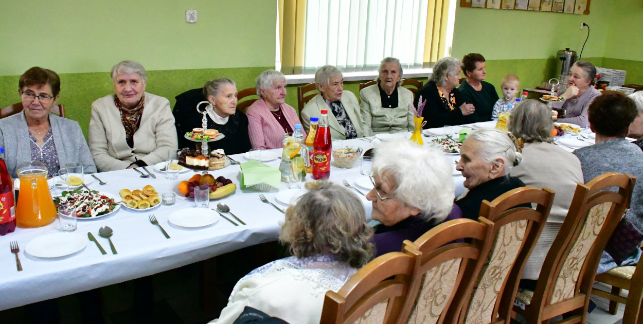 Seniorzy świętują w Potoku Górnym (FOTO, VIDEO)