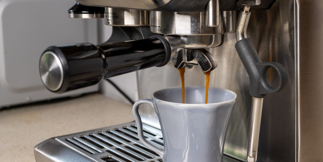 Który ekspres robi najlepsze kawy mleczne?