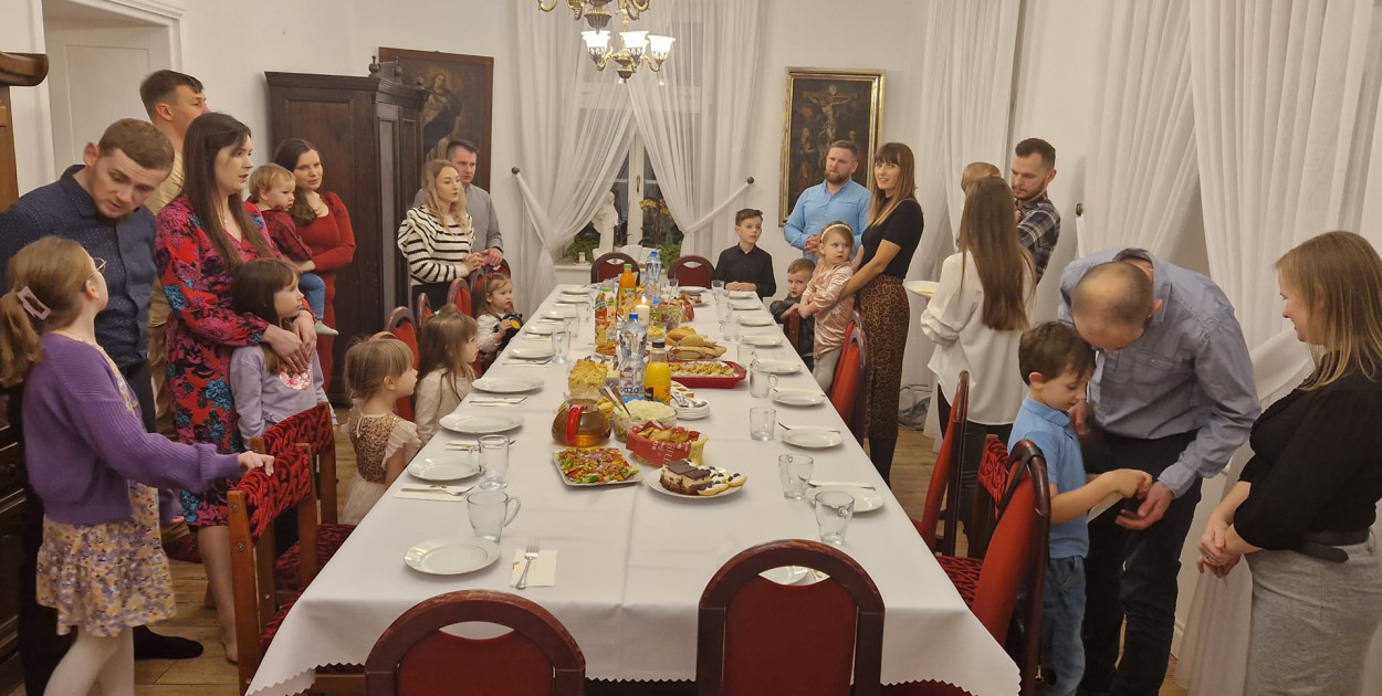 Domowy Kościół na spotkaniu opłatkowym