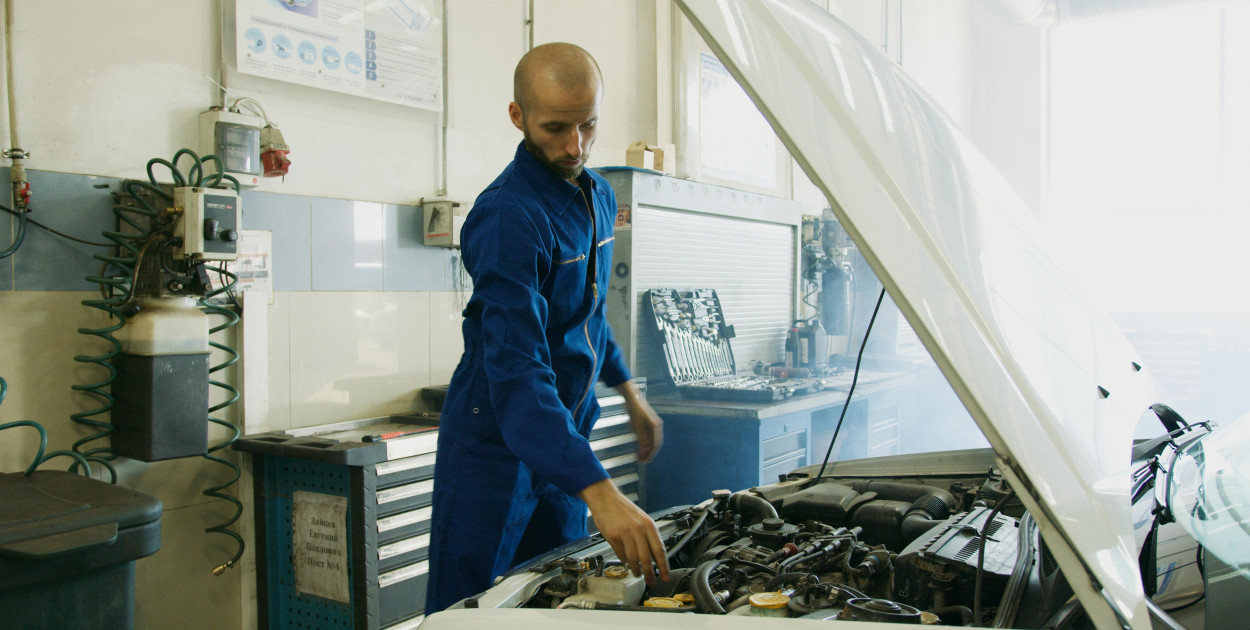 Sprawdzenie samochodu przed kupnem z Motocontroler