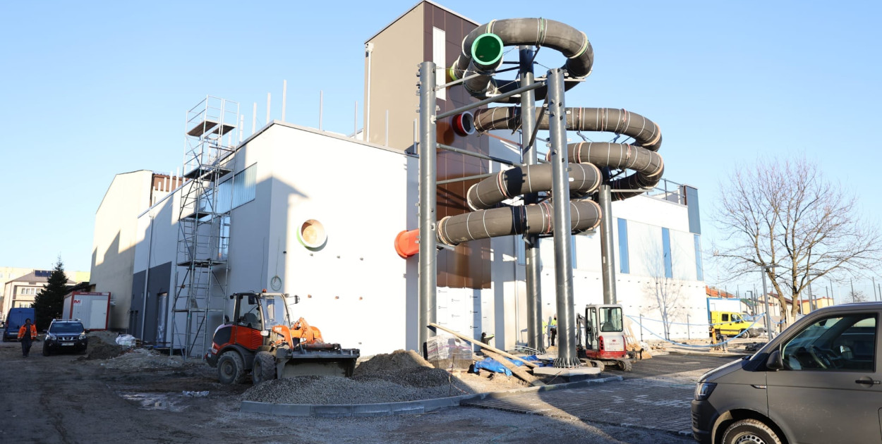 Prace na ukończeniu. Tak rośnie biłgorajski basen