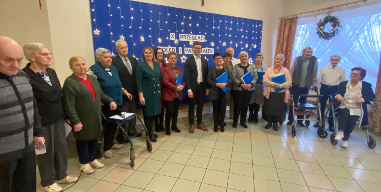 Seniorzy kolędowali. W DPS dla Kombatantów odbył się X Przegląd Kolęd i Pastorałek