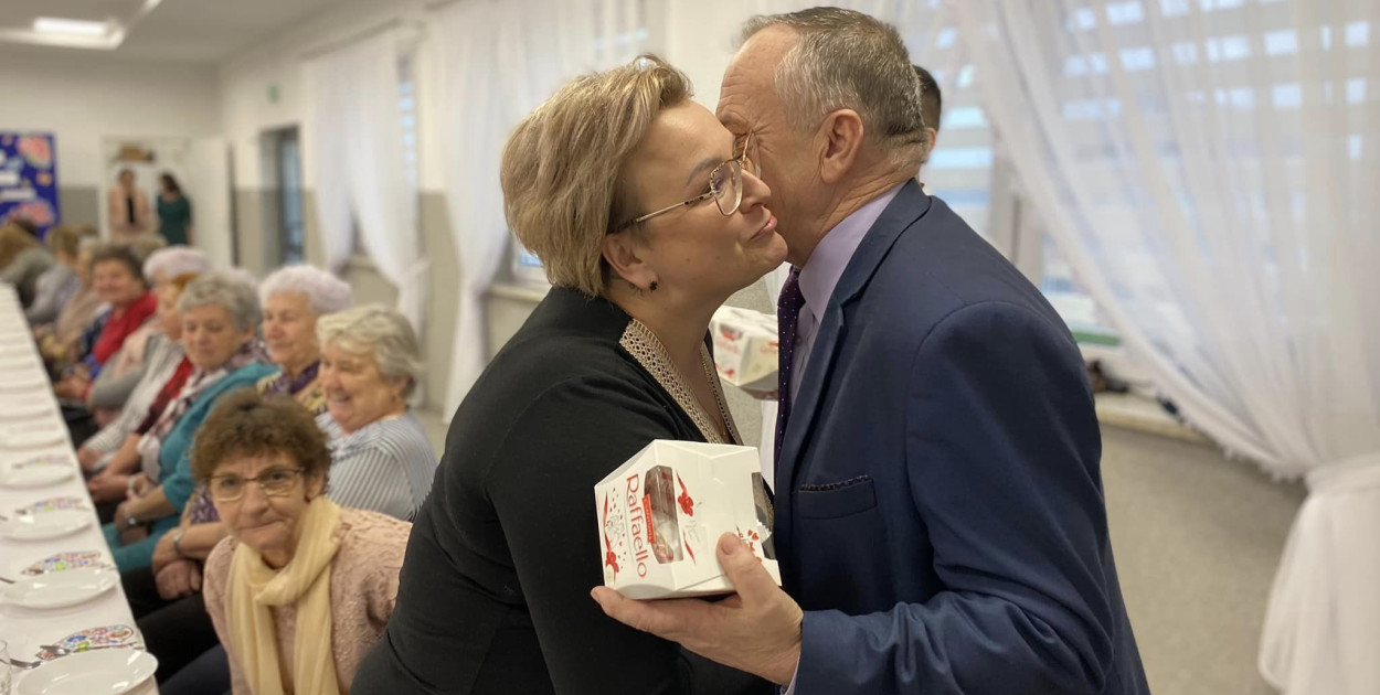 Świat bez kobiet byłby jak ogród bez kwiatów...