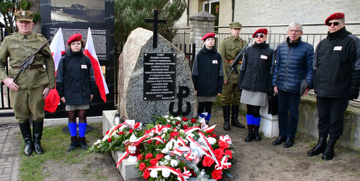 Odsłonięcie pomnika przy dawnym niemieckim więzieniu