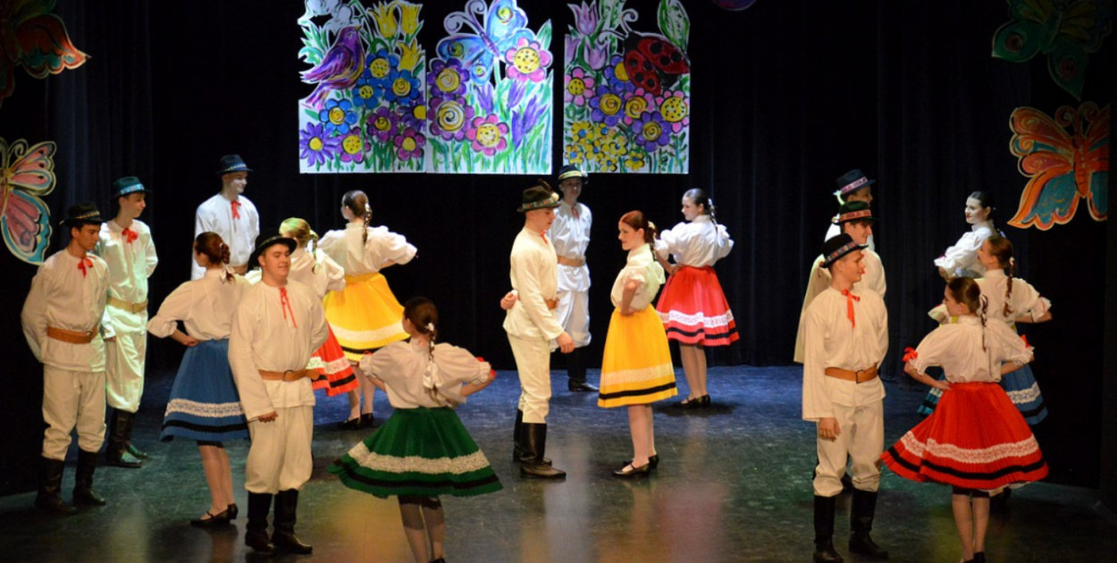 Tańcem przywitali wiosnę