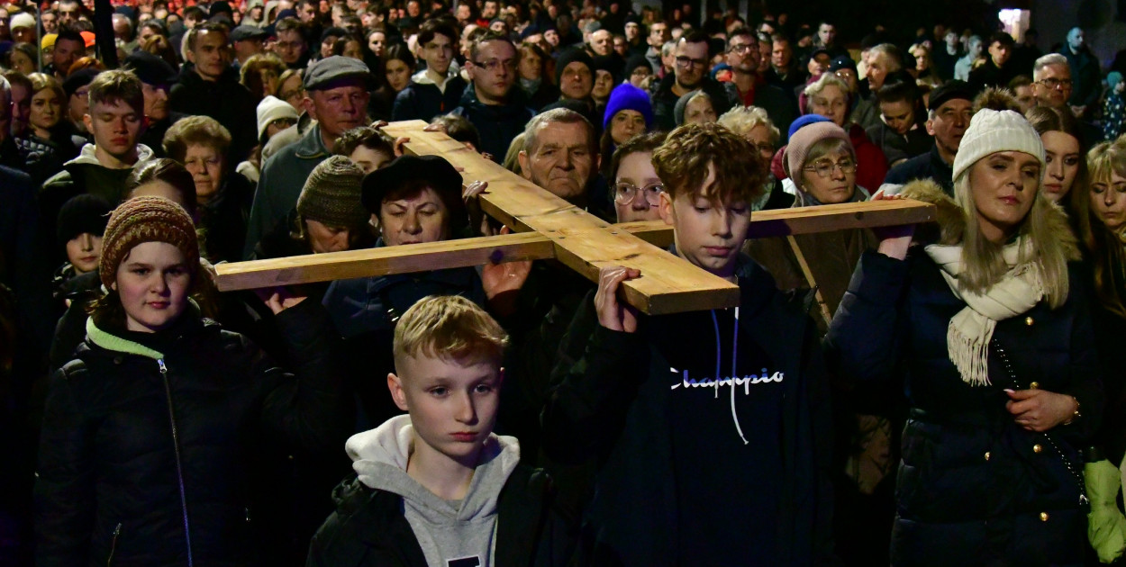 Droga Krzyżowa na ulicach Biłgoraja