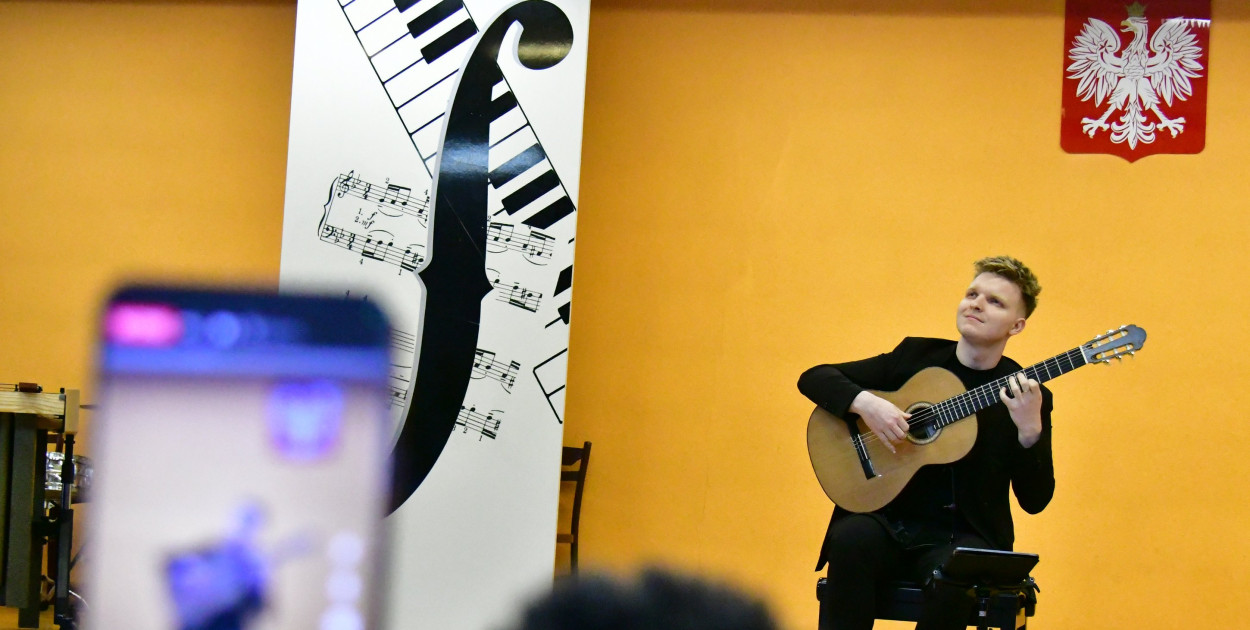 Koncert gitarowy Mateusza Kowalskiego