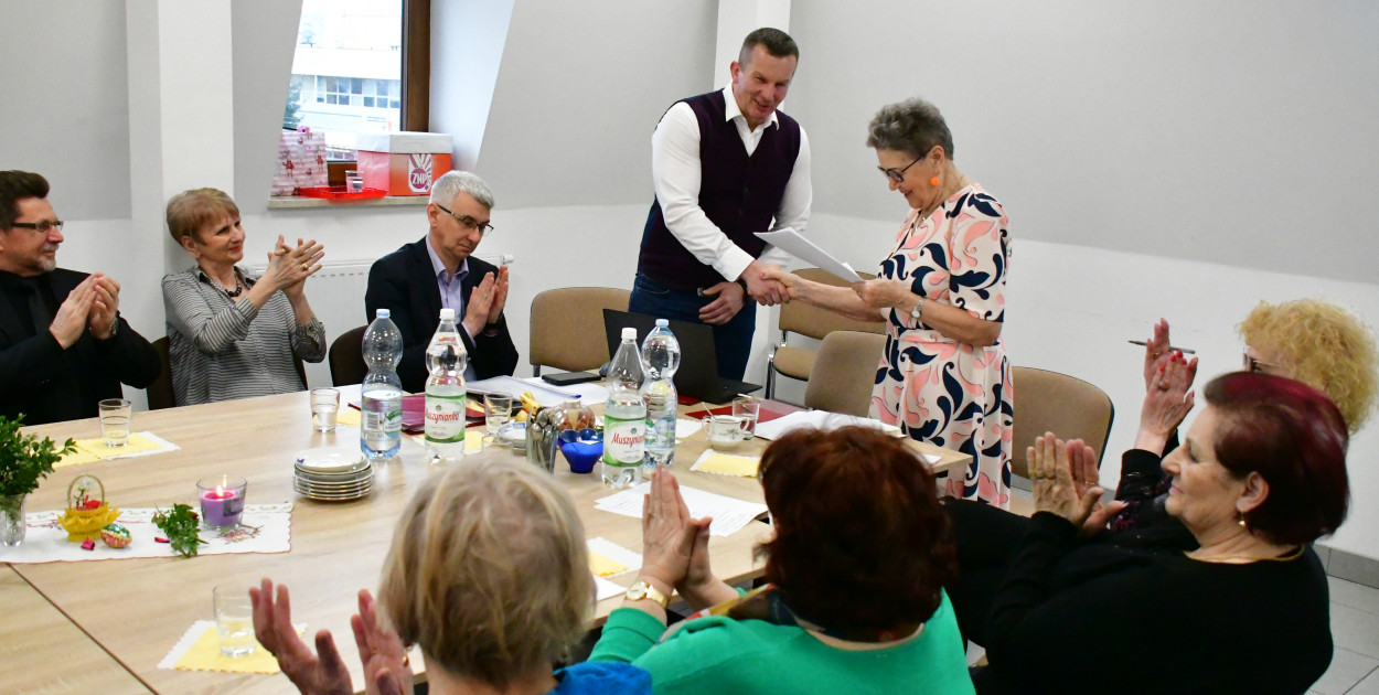 Emerytowani nauczyciele obradowali