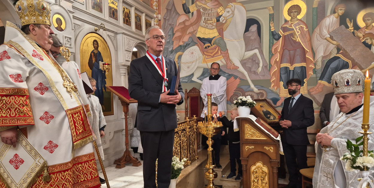 Janusz Rosłan z orderem od prawosławnych