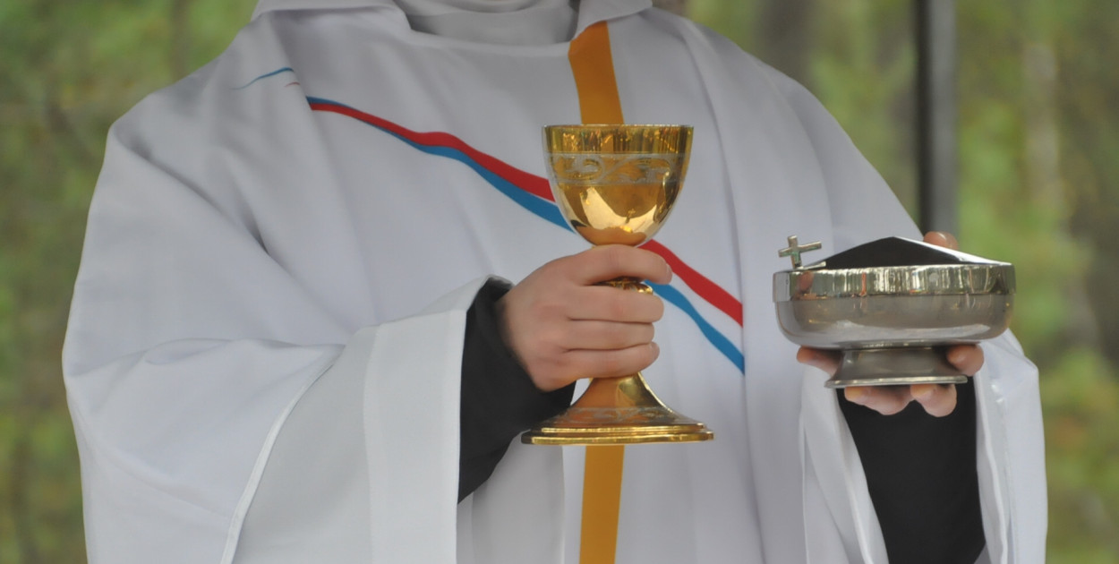 Biskup zdecydował. Ci księża zmienią parafie (LISTA)