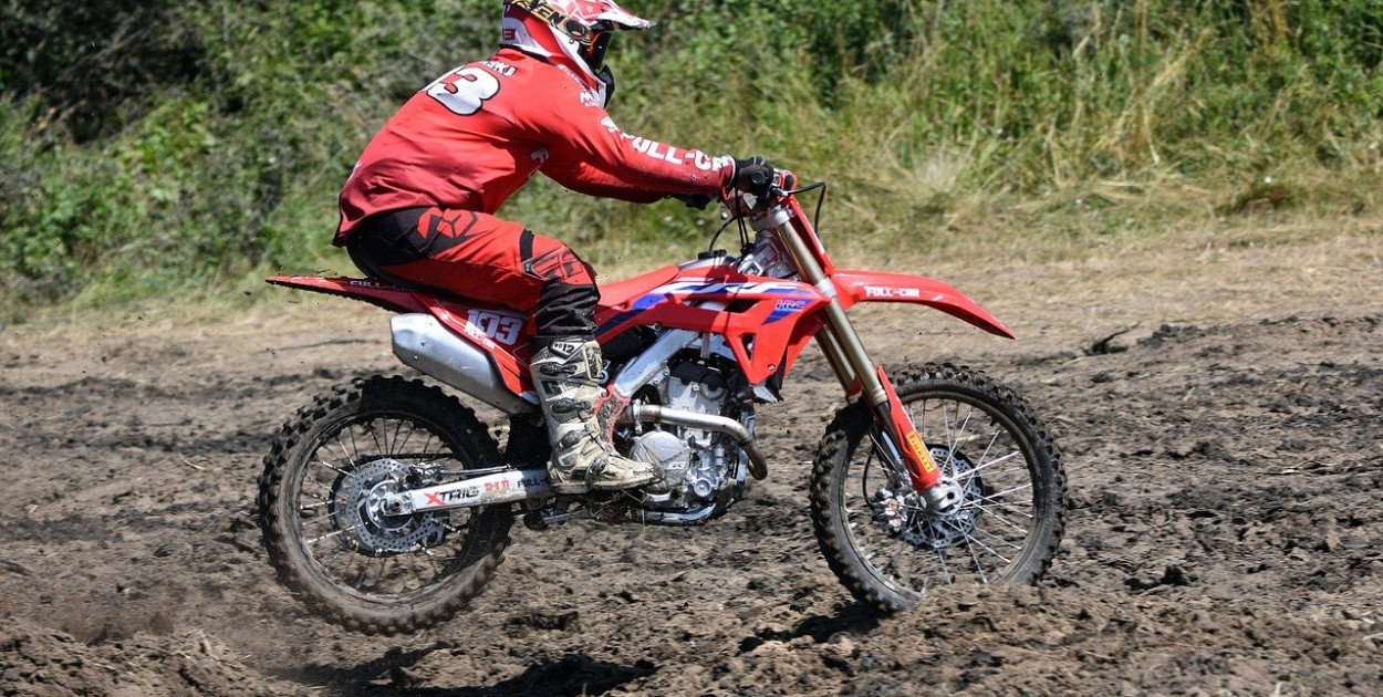 Umowa kupna sprzedaży motoroweru - krok po kroku