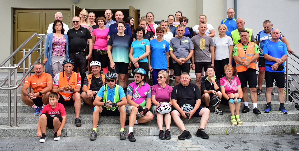 Rowerem ku Matce Boskiej Częstochowskiej: Pielgrzymka z Biłgoraja na Jasną Górę