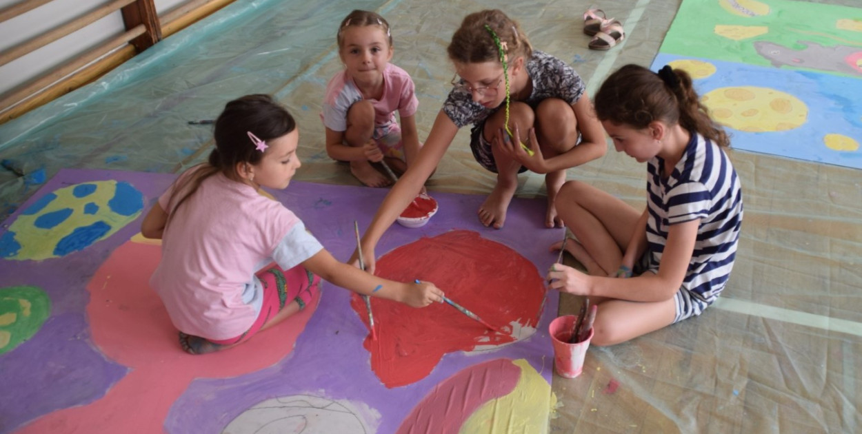 Artystyczne szaleństwo za nami… Wakacyjna Szkółka Letnia 2024 (FOTO)