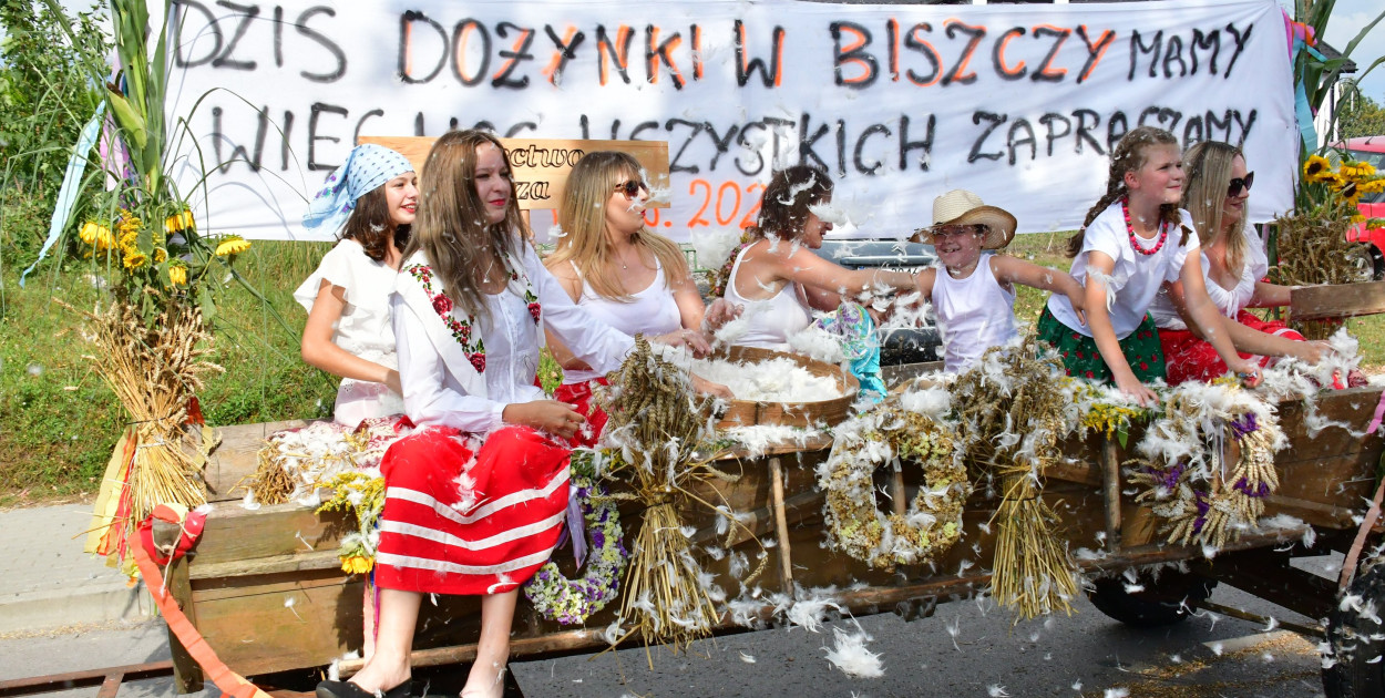 Gmina Biszcza. Dziękczynienie za plony podczas dożynek (FOTO, VIDEO)