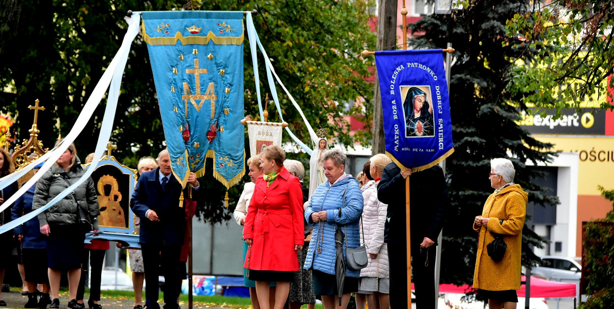 Biłgoraj: Modlitwa i wspólnota podczas odpustu ku czci Matki Bożej Różańcowej FOTO