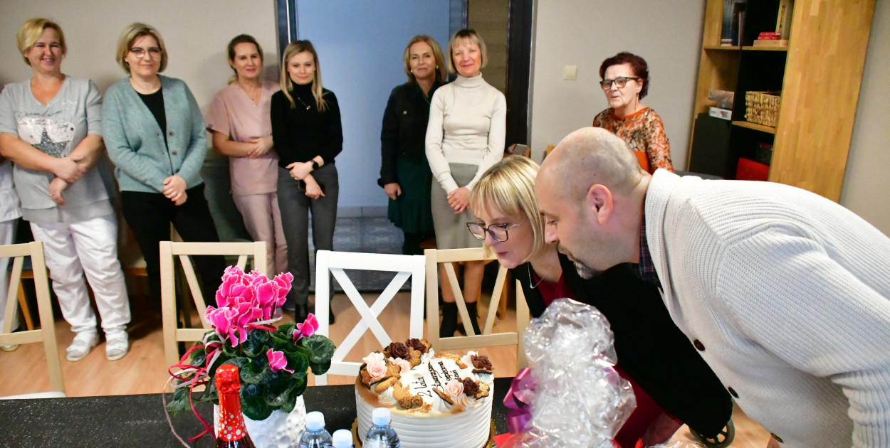 Jubileusz Stowarzyszenia "Bezpieczna Przystań" w Biłgoraju - pomoc dla seniorów