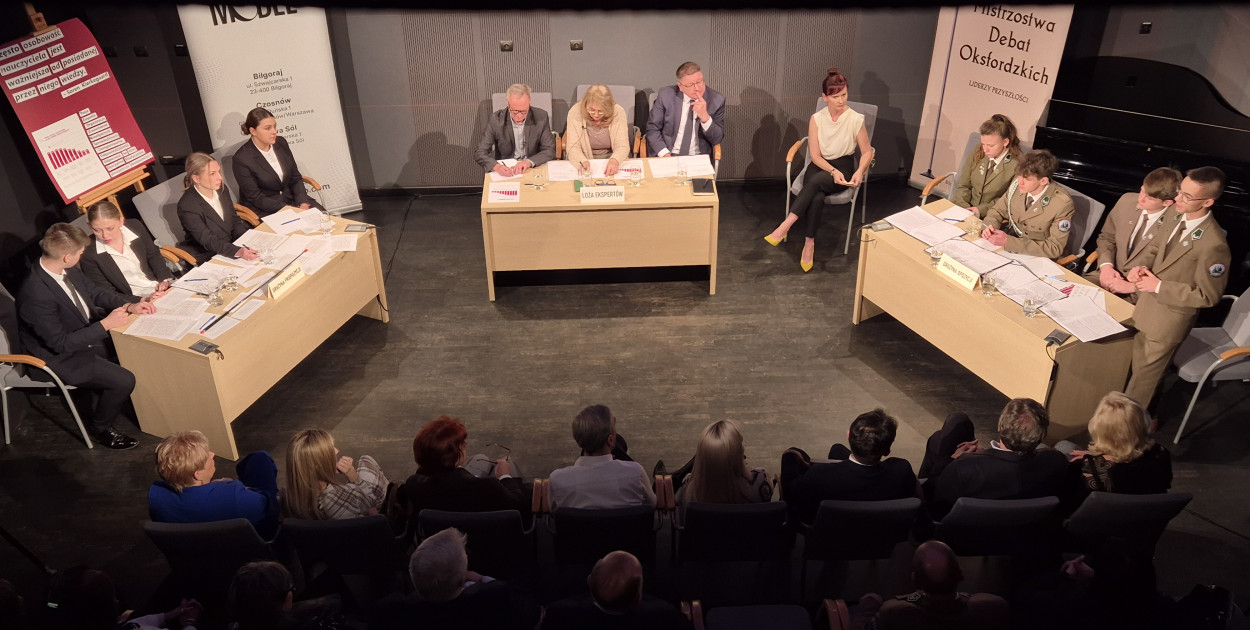 Wielki finał VIII Mistrzostw Debat Oksfordzkich: Młodzi oratorzy w akcji