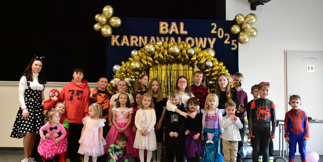 Bal Karnawałowy w Biszczy. Szaleństwo dzieci (FOTO, VIDEO)