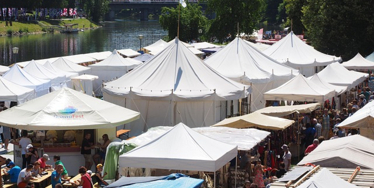 Wszystko, co musisz wiedzieć przed zakupem hali namiotowej