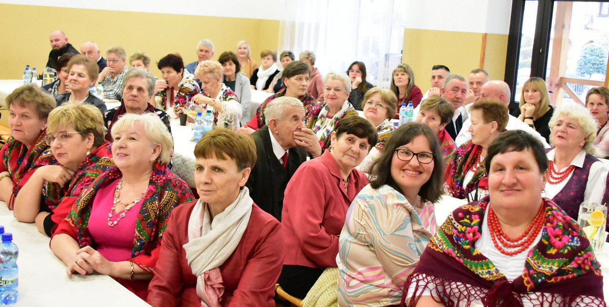 Gminny Dzień Kobiet w Starym Bidaczowie (FOTO, VIDEO)